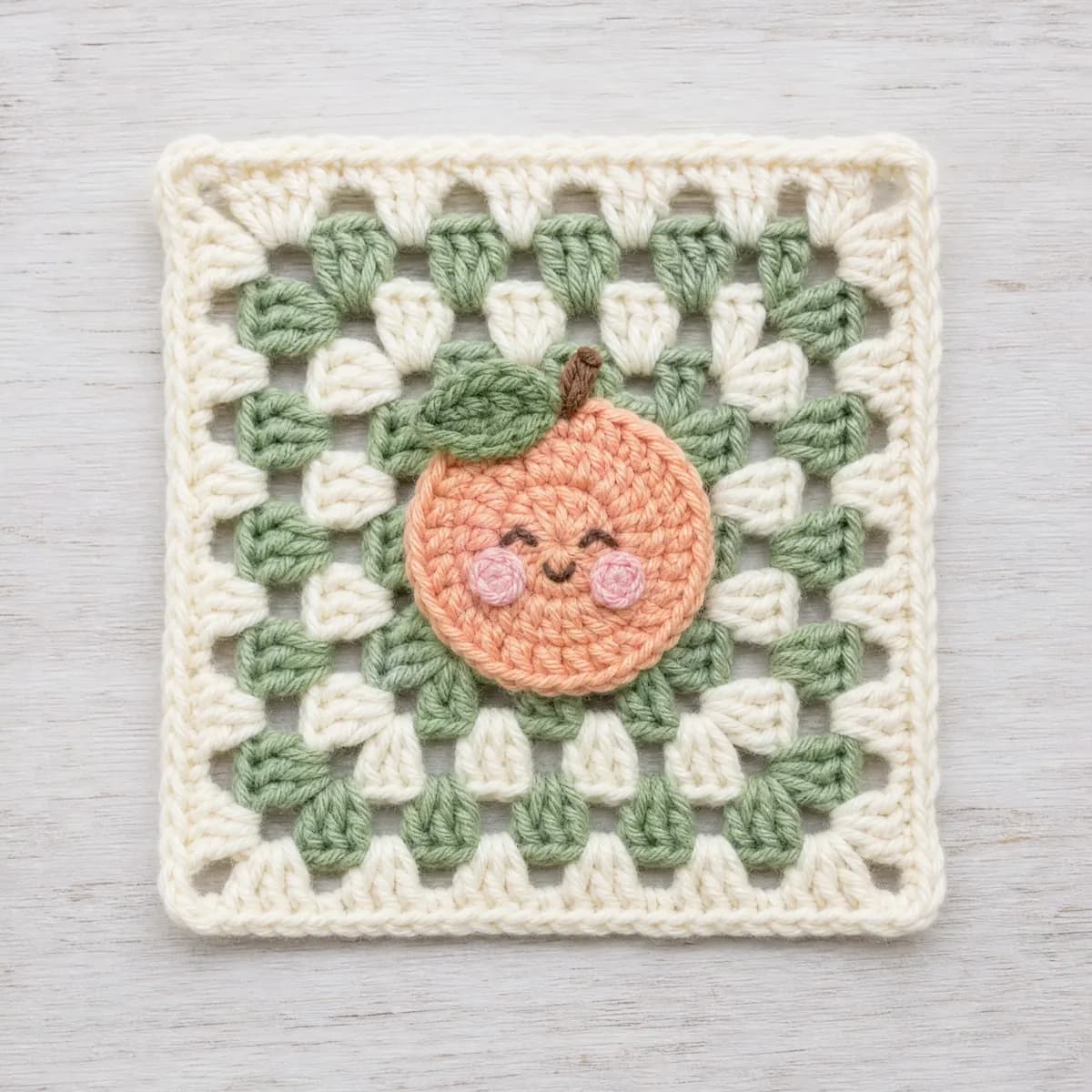 Blushing Peach Granny Square — A Sun-Warmed Fruit Appliqué crochet pattern