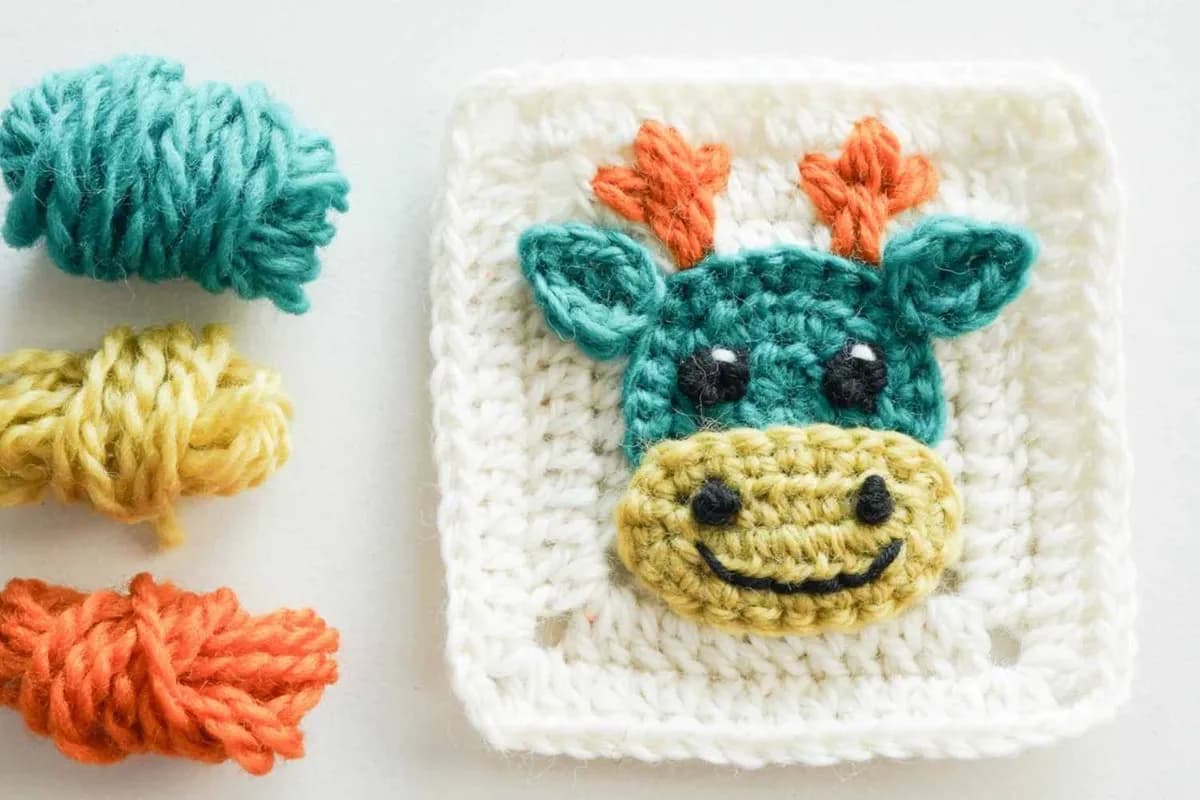 Cute Dragon Granny Square – Free Crochet Pattern crochet pattern